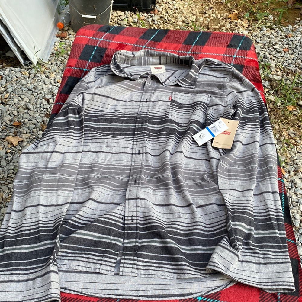 Levi’s button down shirt. #193